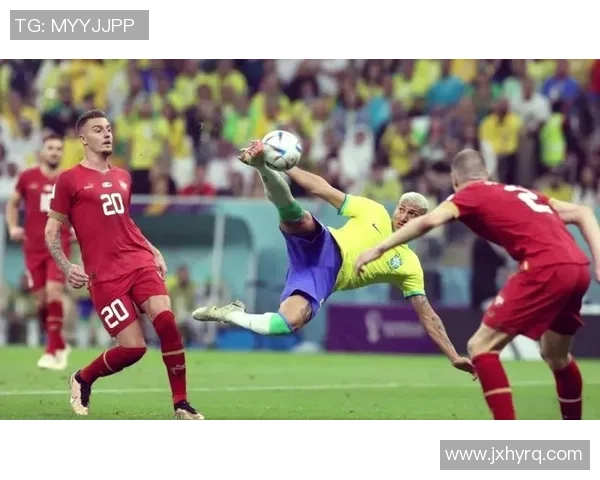 从贫民窟到绿茵场 足球明星背后的艰难成长与奋斗历程