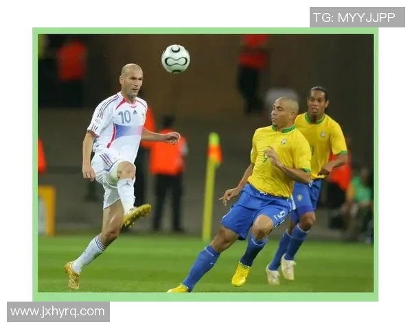 历史上拥有最多足球巨星的球队盘点及其辉煌成就分析 历史上拥有最多足球巨星的球队盘点及其辉煌成就分析