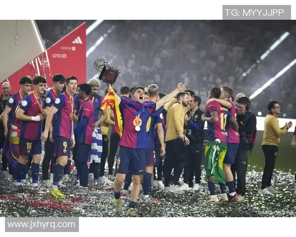 足球球星大牙辉煌生涯与绿茵场上的荣耀时刻