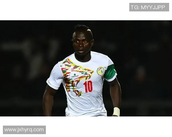 足球球星手持枪械形象震撼登场展现不同于场上英勇的硬汉气质 足球球星手持枪械形象震撼登场展现不同于场上英勇的硬汉气质