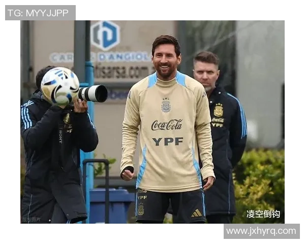 足球球星退役后的新生活 球迷心中的传奇与现实的碰撞 足球球星退役后的新生活 球迷心中的传奇与现实的碰撞